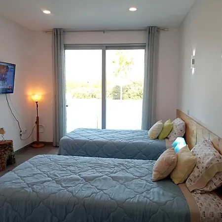 Luz 37 - Jacuzzi Terrace & Swimming Pool فيلة البوفيرا
