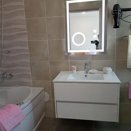 Luz 37 - Jacuzzi Terrace & Swimming Pool Villa *