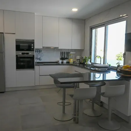 Luz 37 - Jacuzzi Terrace & Swimming Pool Villa Albufeira