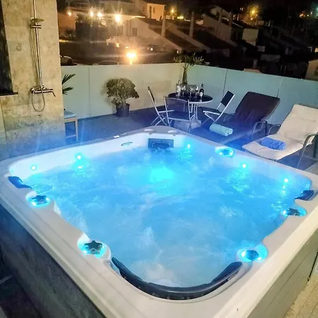 Luz 37 - Jacuzzi Terrace & Swimming Pool فيلة البوفيرا