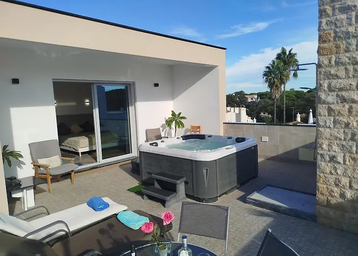 Luz 37 - Jacuzzi Terrace & Swimming Pool Вилла